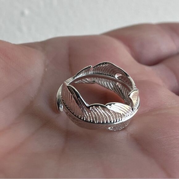 The Dainty Feather adjustable 925 silver ring - Picture 5 of 6